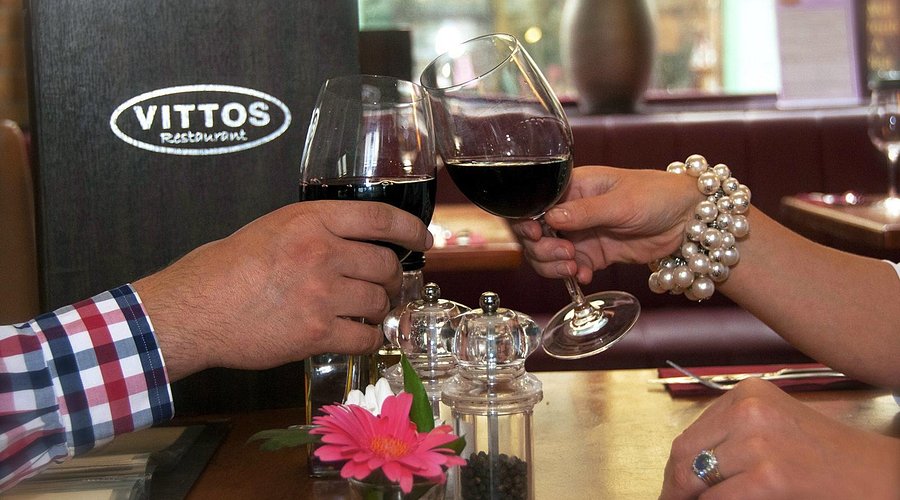 vittos restaurant bar